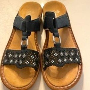 Rieker Size 39 Women Black with Rhinestone detail Sandal